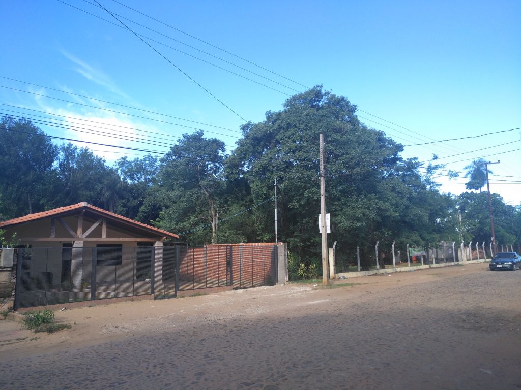 Financio terrenos en Calle´i San Lorenzo a una cuadra del empedrado Los Tucanes. — foto 3