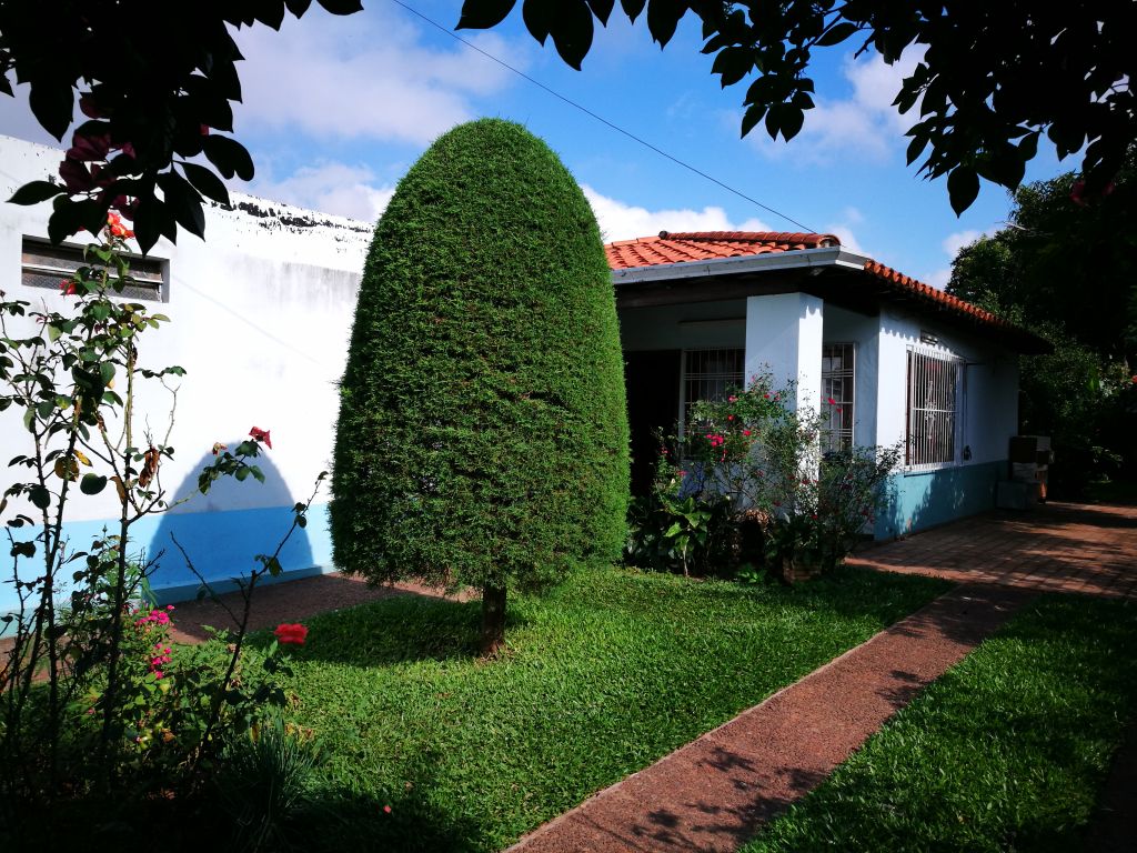 Vendo casa en Reducto Anahi 2 — foto 2
