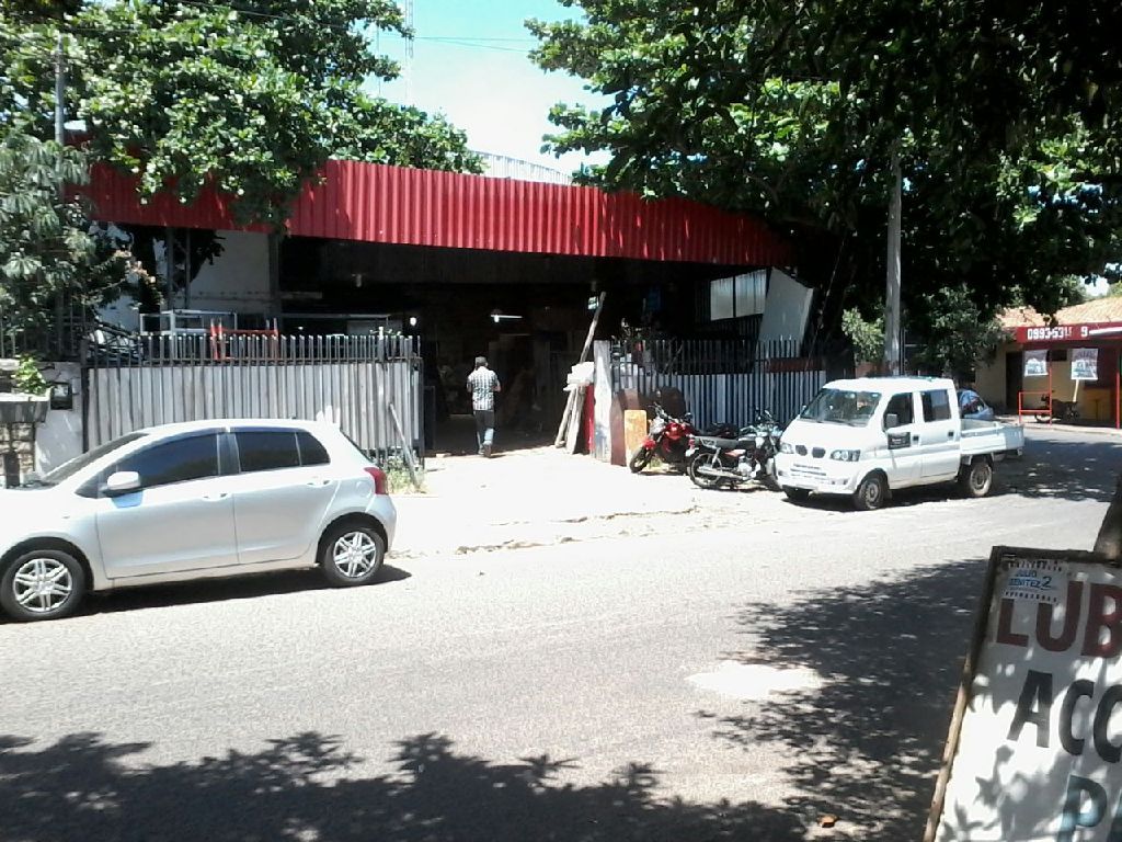 Tinglado y departamento, terreno de 15x27 — foto 2
