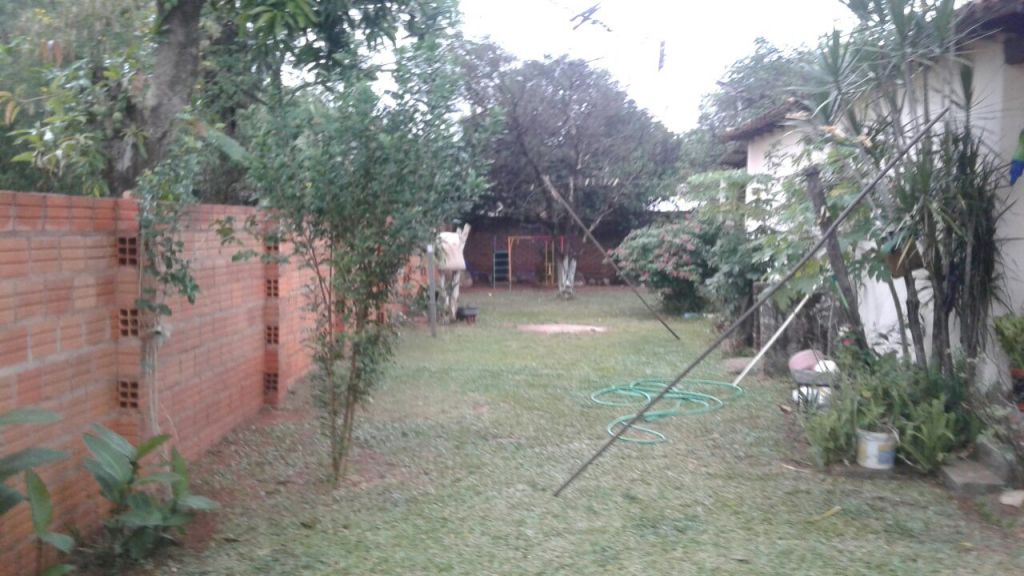 Vendo casa zona residencial Lambare — foto 3