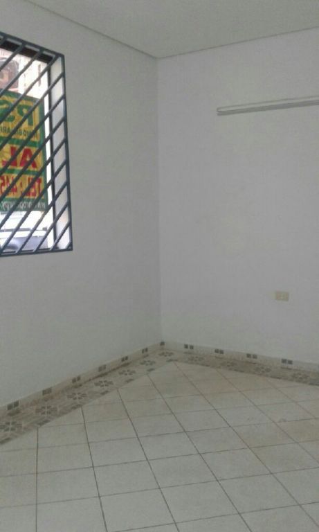 AlQUILO ZONA CENTRO — foto 2
