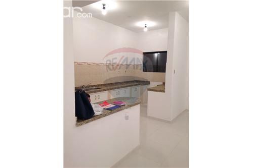 Vendo amplio dúplex a estrenar en Luque — foto 3