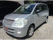 VENDO TOYOTA NOAH NAFTERO REC IMPORT - AÑO 2003 FULL EUIPO - OFRECE ANTAR AUTOMOTORES -TR CON AUGUSTO CENTURION