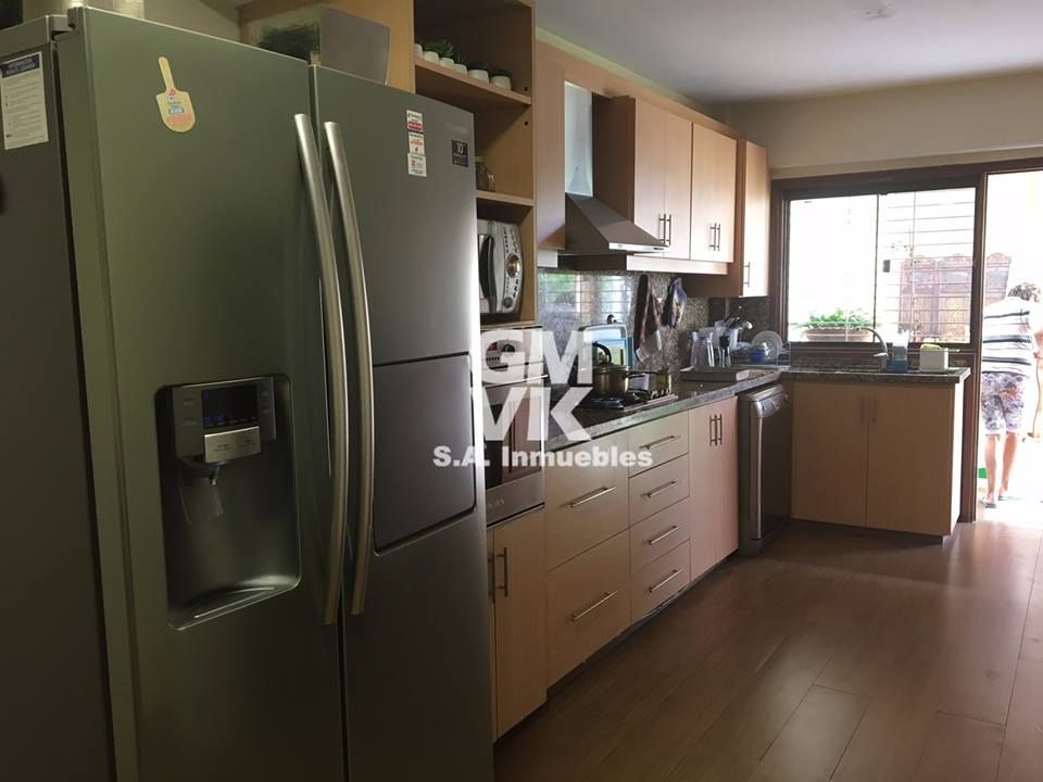 VENDO HERMOSA CASA EN BARRIO MCAL ESTIGARRIBIA – SOBRE FACUNDO MACHAIN — foto 2