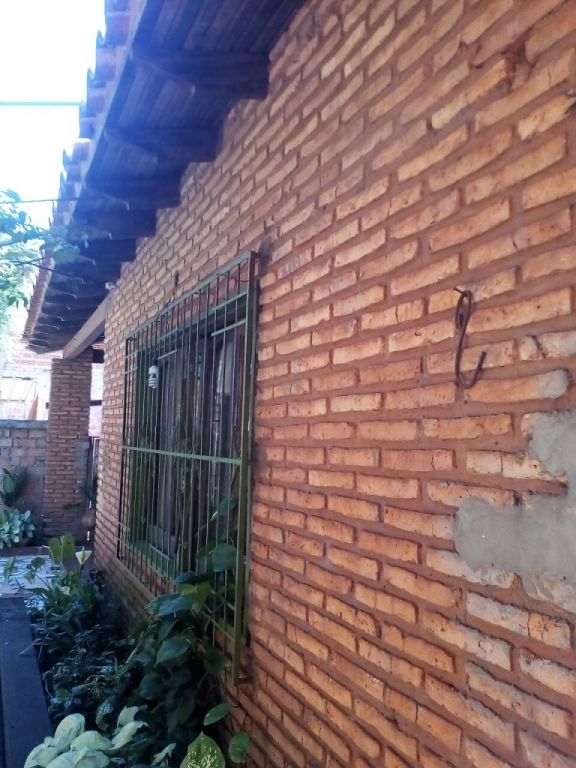 Vendo casa de 4 cuatro dormitorios en Reducto, San Lorenzo. — foto 2