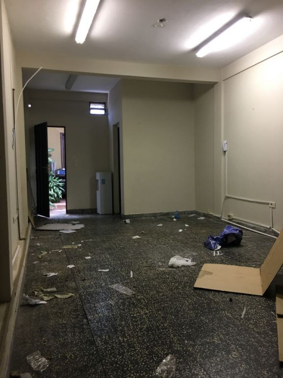 SALÓN PARA OFICINA O NEGOCIO — foto 3