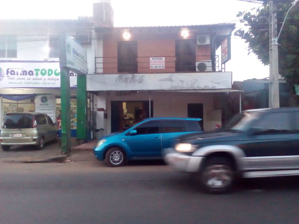 Zona Pinedo Shopping - Salón y departamentos — foto 2