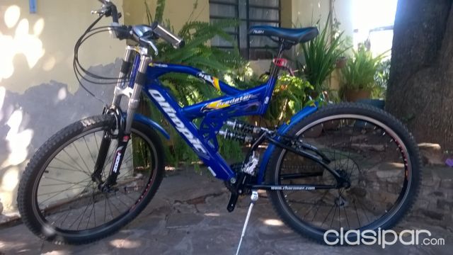 Bicicleta con amortiguador central clearance