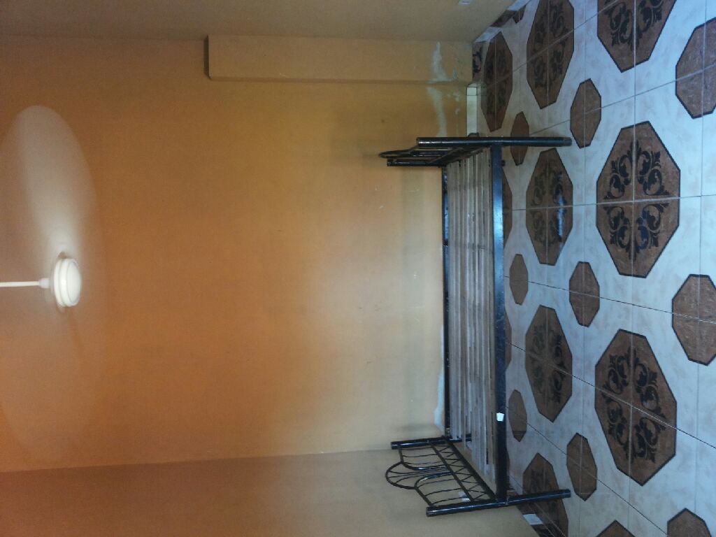 ALQIILO CASA EN YPANE, ACCESO SUR — foto 3
