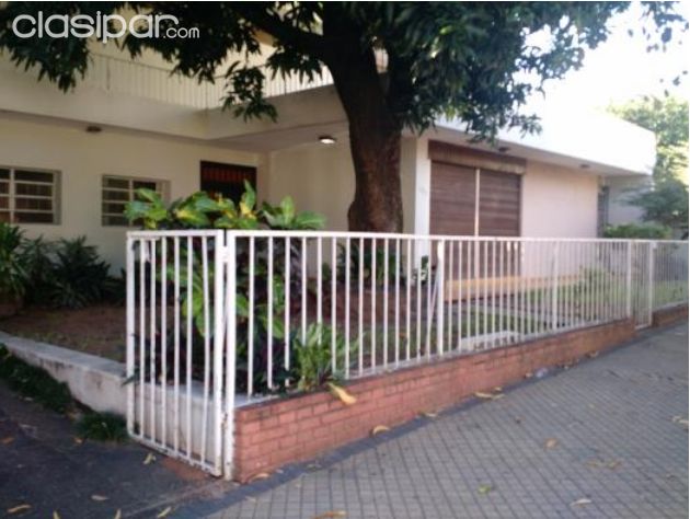 Vendo Casa sobre avenida Bernardino Caballero — foto 3