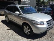 VENDO HYUNDAI NEW SANTA FE REC IMPORT - AÑO 2006 DIESEL MOTOR 2.2 - FULL EQUIPO OFRECE ANTAR AUTOMOTORES - TR CON AUGUSTO CENTURION