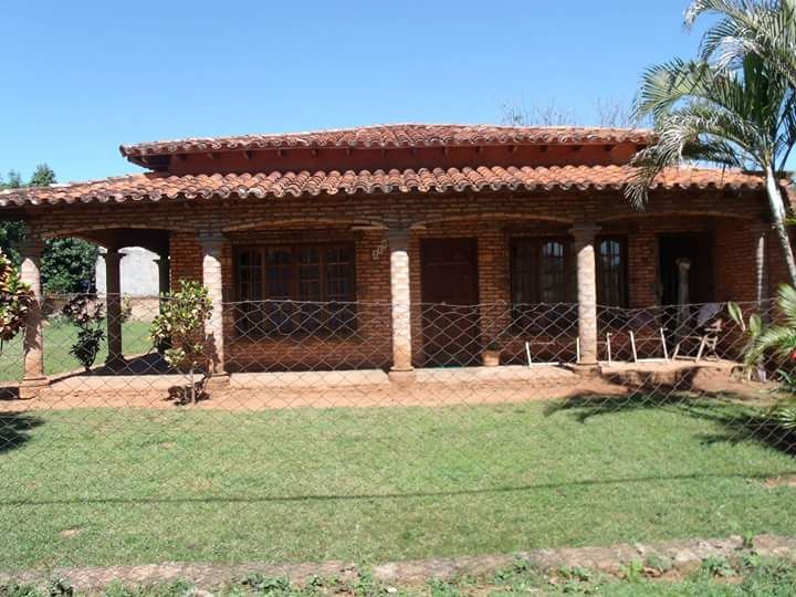 VENDO CASA A TERMINAR CONSTRUIDA SOBRE DOS LOTES A 3 CUADRAS DE LA UNINORTE. — foto 2