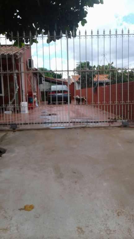 VENDO CASA CON 5 DORMITORIOS EN ÑEMBY — foto 3