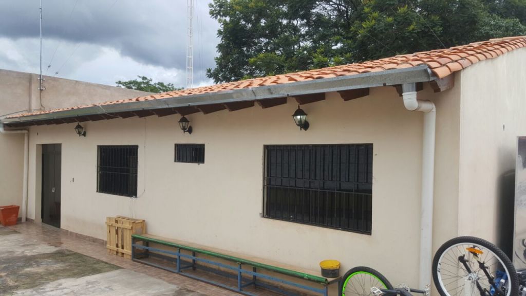 Vendo Casa con Departamento en Ñemby-San Lorenzo — foto 2