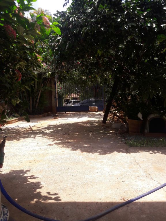 VENDO CASA ZONA MUNICIPALIDAD DE LUQUE — foto 3