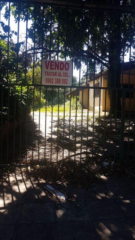 OFERTA!!! Sobre Av Medicos del Chaco VENDO casa — foto 2