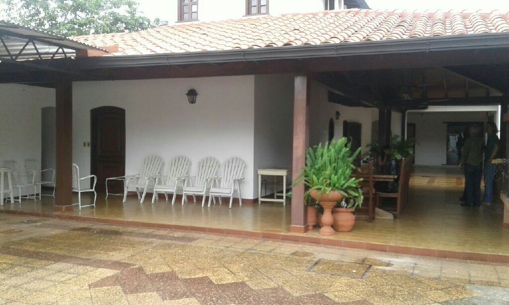 VENTA DE CASA ZONA LAMBARÉ — foto 2