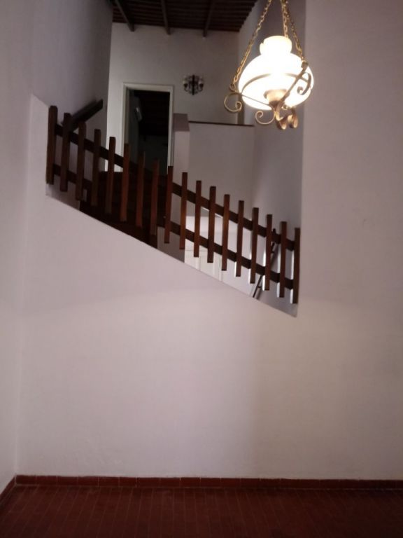 Terrés ALQUILA casa zona León Condou - Barrio Coca Cola — foto 3