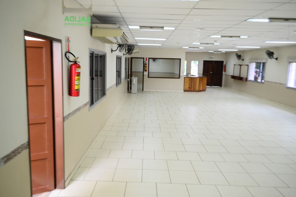 VENDO SALON ZONA TERMINAL. — foto 3