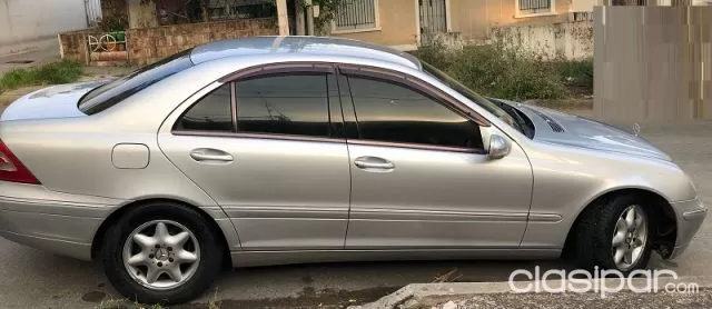 Mercedes-Benz C 200 2003 — foto 3