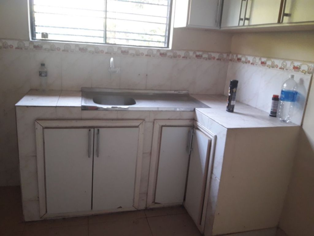 OFERTAAA...!!! casa en capiata a cuadras de ips — foto 2