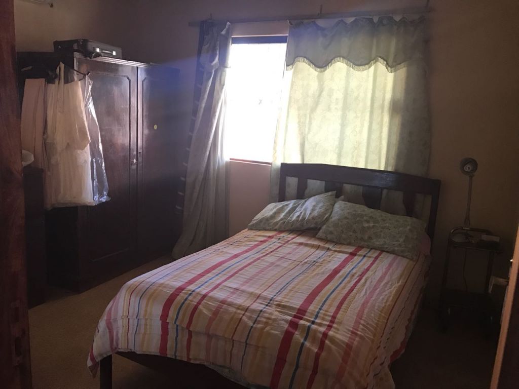 VENDO CASA EN MARIANO ROQUE ALONSO - BARRIO SAN JORGE — foto 2