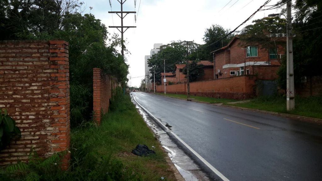 Vendo terreno a 4 cuadras del Shopping Pinedo — foto 3