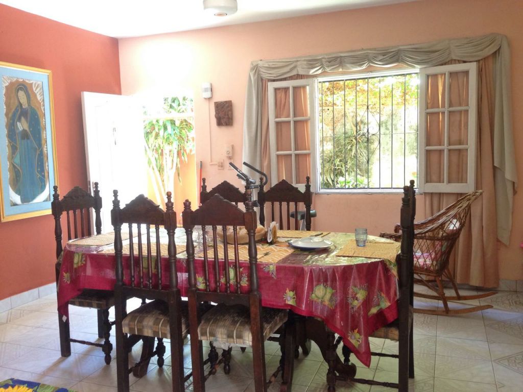 VENDO EDIFICIO( 3 dptos + salon comercial) Bo. SAN VICENTE. — foto 2