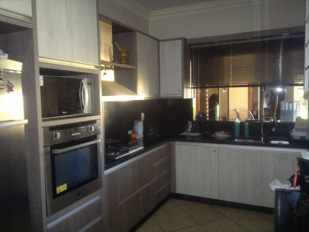 HERMOSA RESIDENCIA — foto 3