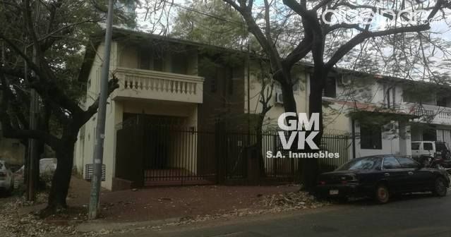 VENDO HERMOSO Y AMPLIO DUPLEX EN VILLAMORRA — foto 2