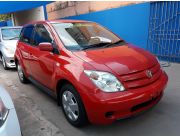 HERMOSO TOYOTA IST 2002 SIN USO EN PARAGUAY.