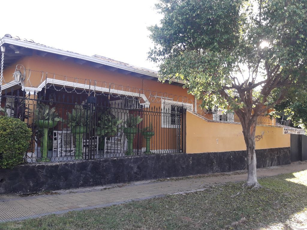 Vendo Residencia en la ciudad de Lambaré — foto 2