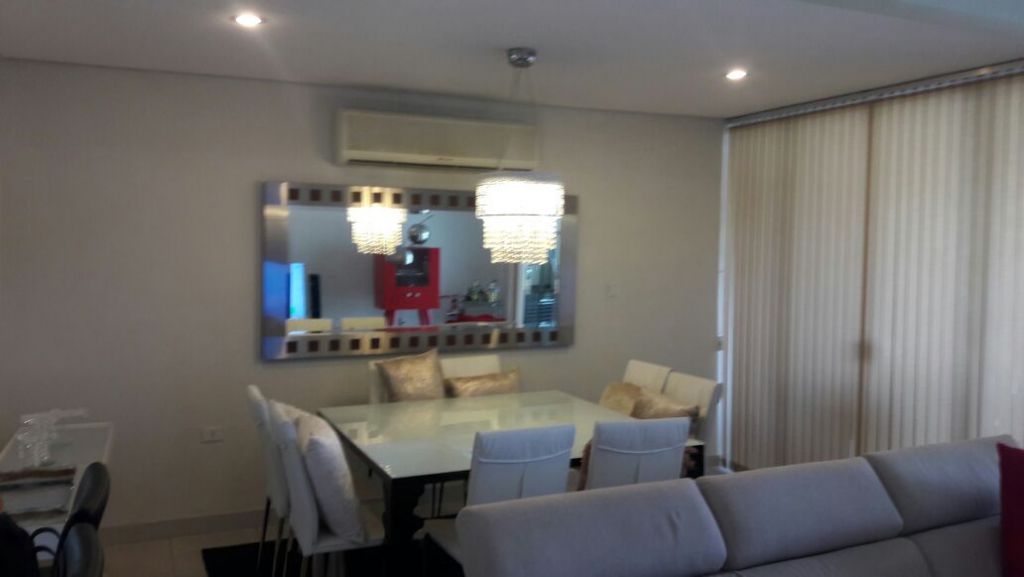 Alquilo hermoso dúplex en Villa Morra — foto 3