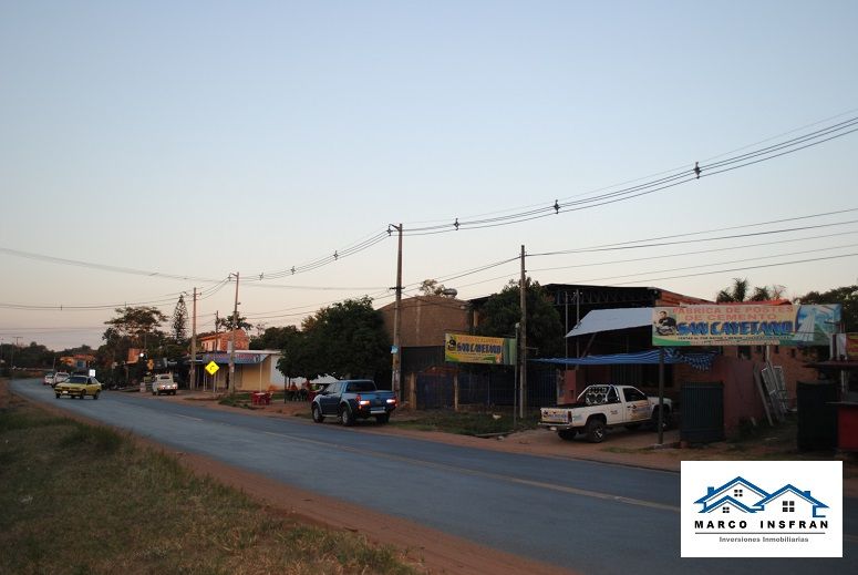 ***LOCAL CON TINGLADO SOBRE RUTA LUQUE-SANBER*** — foto 3