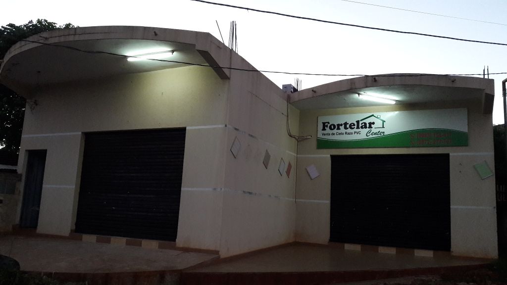 vendo:Terreno con dos salones — foto 2
