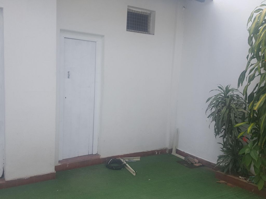 Amplia oficina sobre Pai Perez — foto 3
