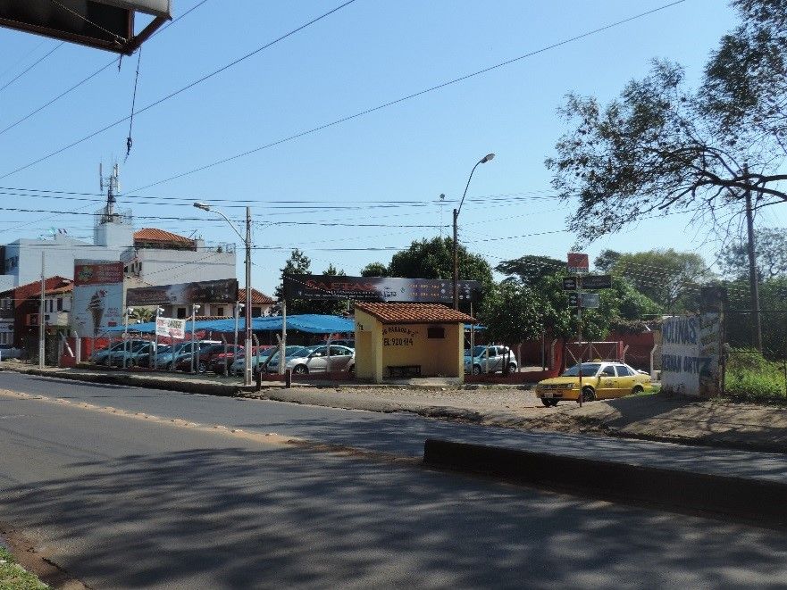 Vendo 3 Propiedades Juntas De 1671 M2 En Lambaré: Residencia+terreno+oficina — foto 2