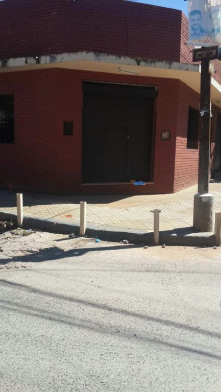 ALQUILO SALÓN COMERCIAL. UBICADO EN CAMPO VÍA ESQUINA ARETACUA. BARRIO SAN VICENTE — foto 2