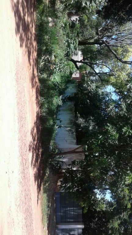 VENDO TERRENO CERCA DE HOSPITAL DE CLÍNICA — foto 2