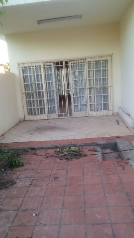 Vendo propiedad sobre Bertoni y Manuel Talavera. Cerca de la Municipalidad de Asunción, a cuatro cuadras de Mcal. López y de Madame Lynch. — foto 3