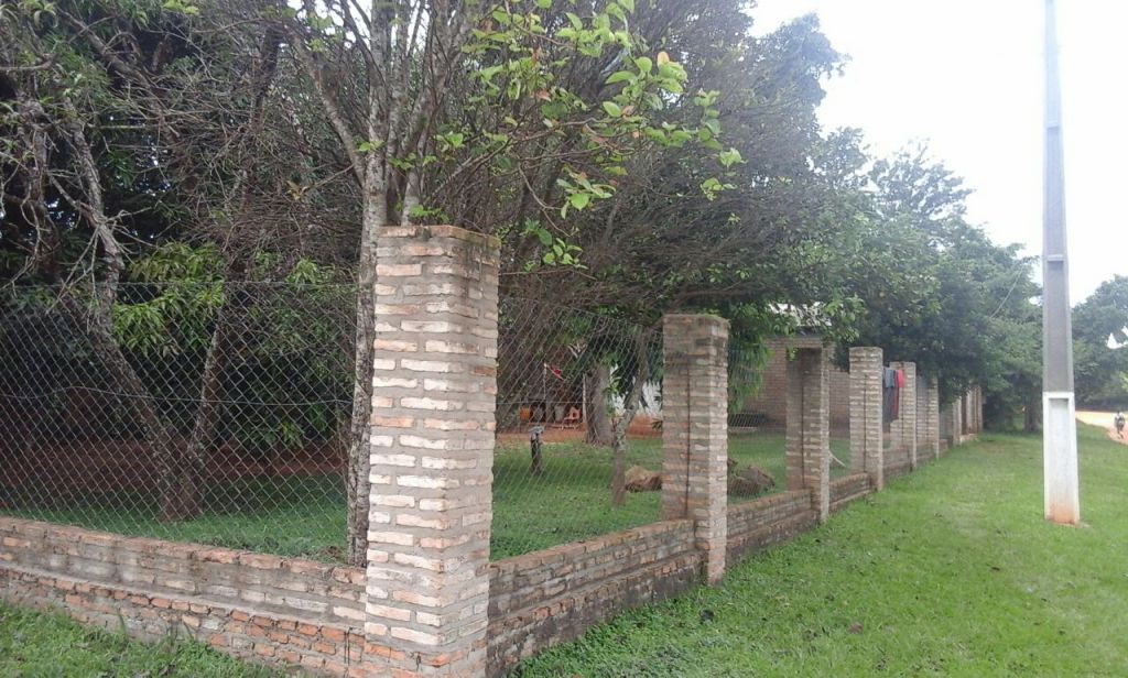 casa con tres dormitorio Cnel Oviedo — foto 3
