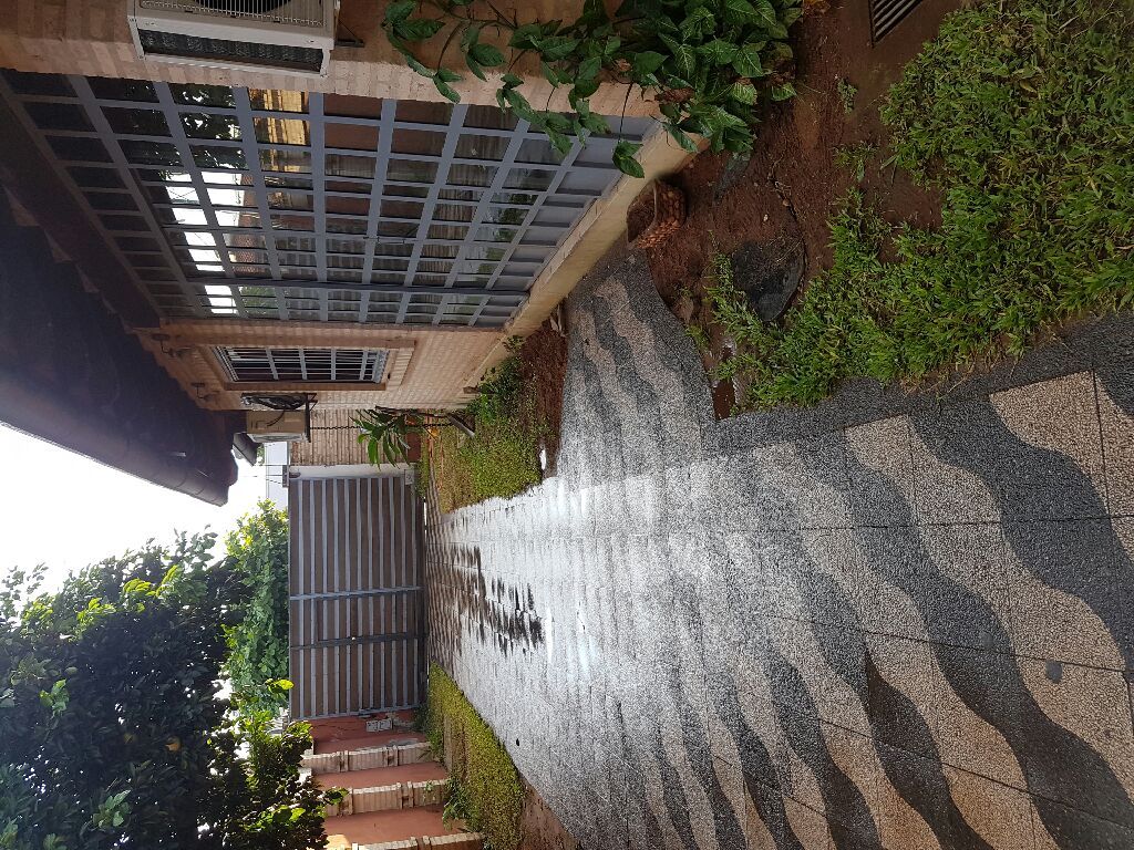 Alquilo casa con deposito para oficina — foto 3
