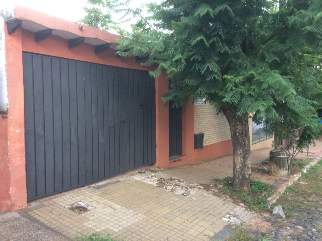 VENDO CASA EN ASUNCIÓN. AL COSTADO DE LA PLAZA CARMEN DE LARA BARRIO SAN PABLO. — foto 3