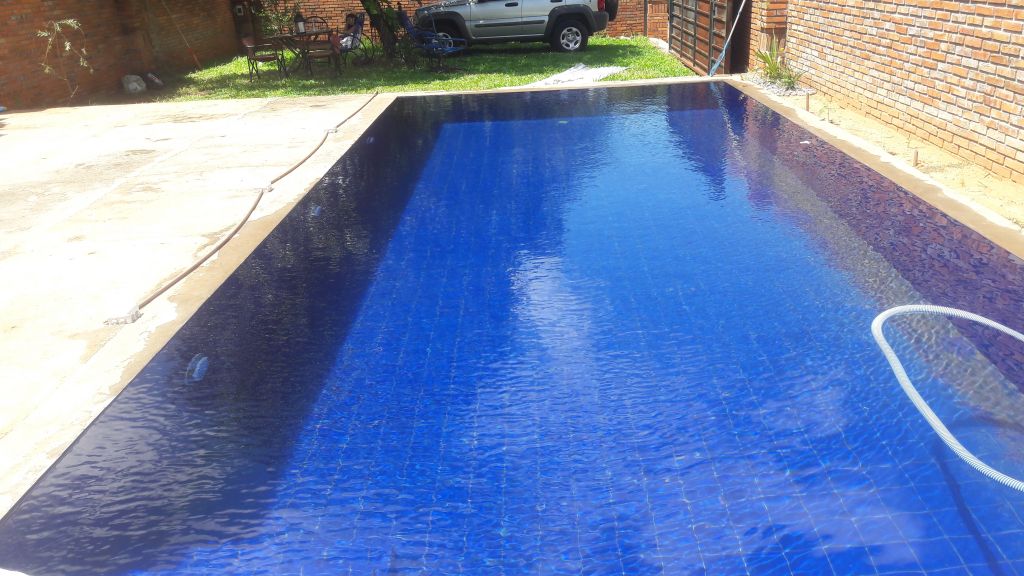 Vendo terreno con losa y piscina sobre ruta — foto 2