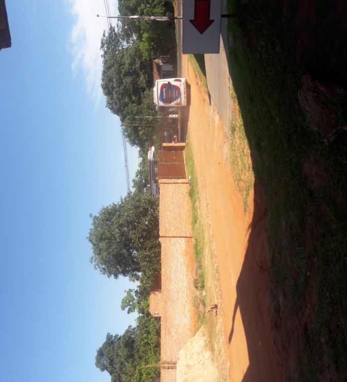 Vendo terreno con losa y piscina sobre ruta — foto 3