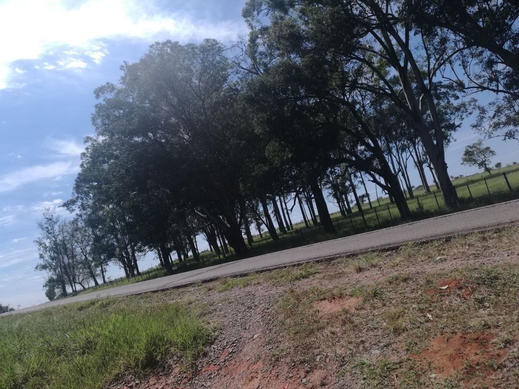 Vendo terreno en ytu 12 x 40 por 30millones,hermoso es el lugar especial para ir a descansar — foto 2