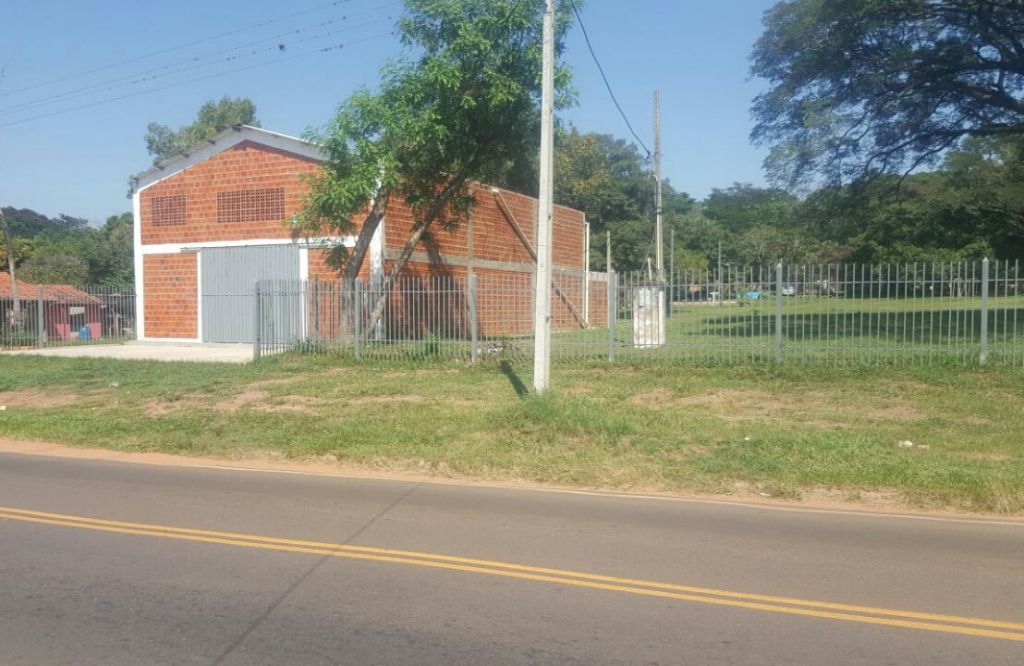 Depósito en ruta luque San ber — foto 2