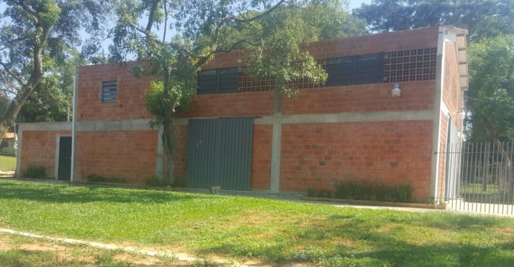 Depósito en ruta luque San ber — foto 3