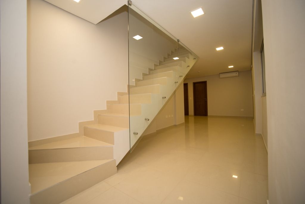 ALQUILO PENTHOUSE ZONA RESIDENCIAL BARRIO MBURUCUYA (ASUNCION) — foto 2