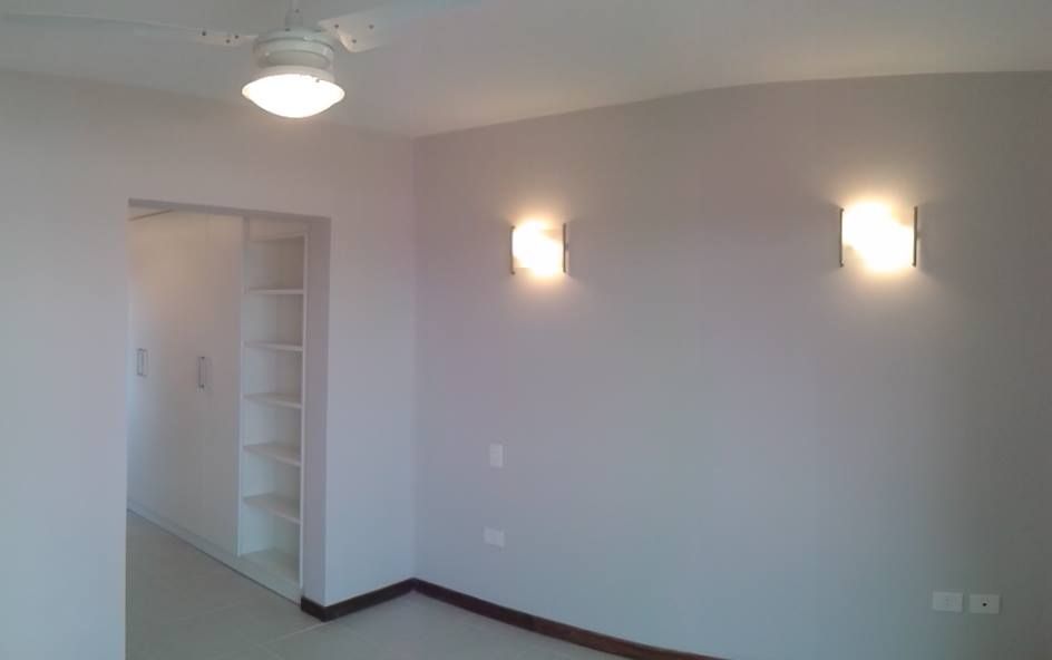 DPTO DE 2 DORM. TIPO DUPLEX CON 2 COCHERAS ZONA COLEGIO SAN JOSE — foto 3